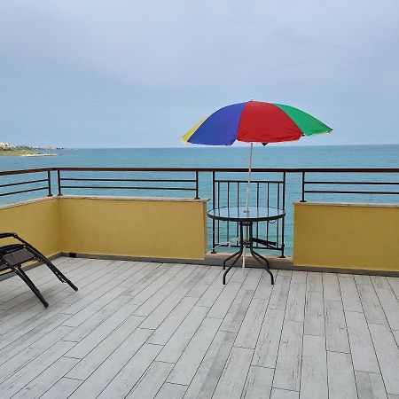 Akb Apartment Sea View 阿赫洛伊 外观 照片