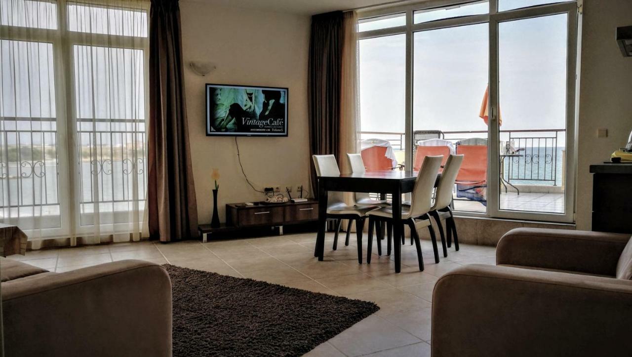 Akb Apartment Sea View 阿赫洛伊 外观 照片